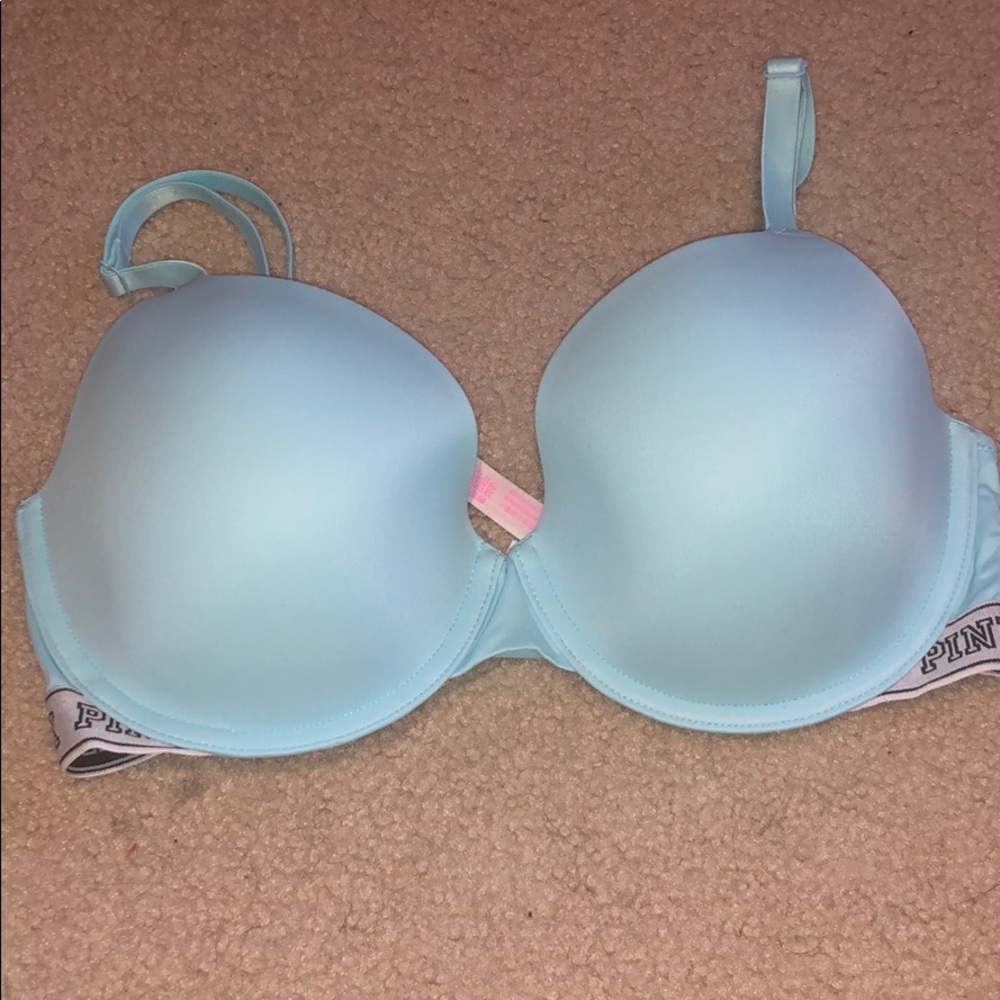 NWOT pink t shirt bra 32dd